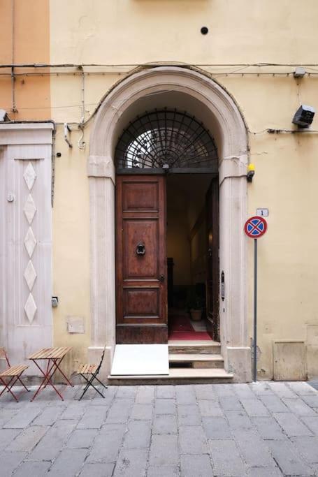 Lussuoso Appartamento Nel Cuore Del Centro Storico Bolonia Zewnętrze zdjęcie